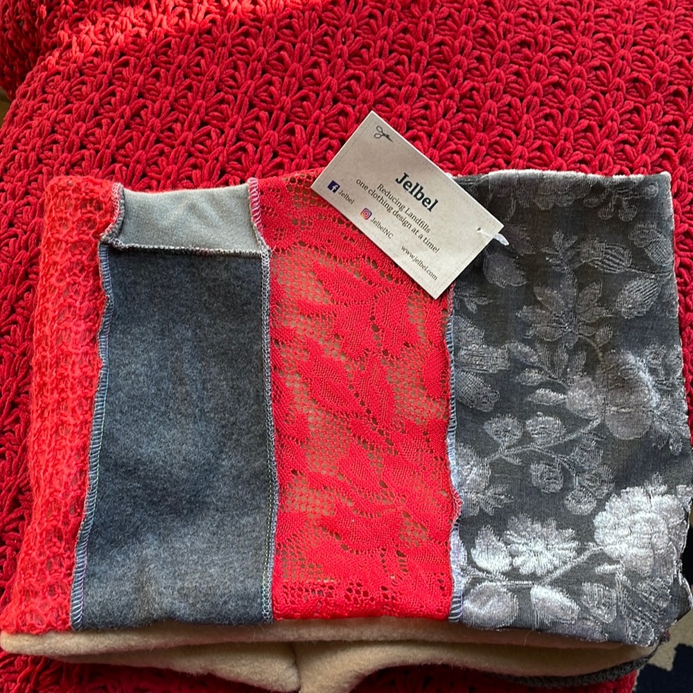Jelbel Scarf